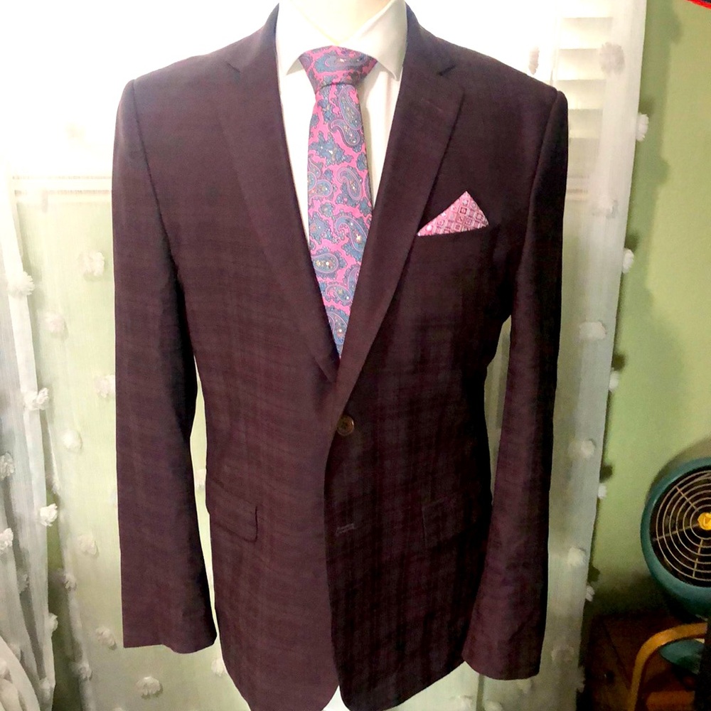 Ron Tomson Los Angeles burgundy suit